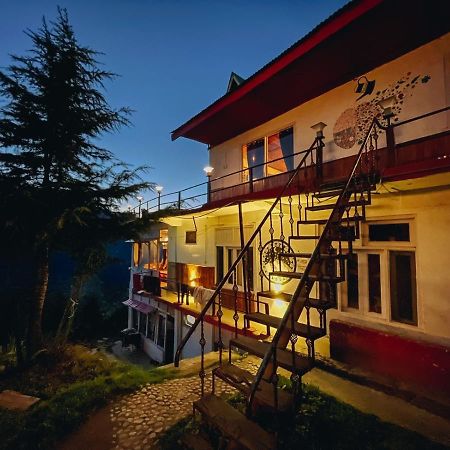 Firgun Chapter Shoja Hostel Εξωτερικό φωτογραφία