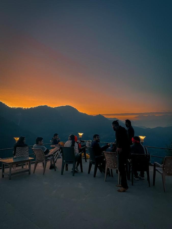 Firgun Chapter Shoja Hostel Εξωτερικό φωτογραφία