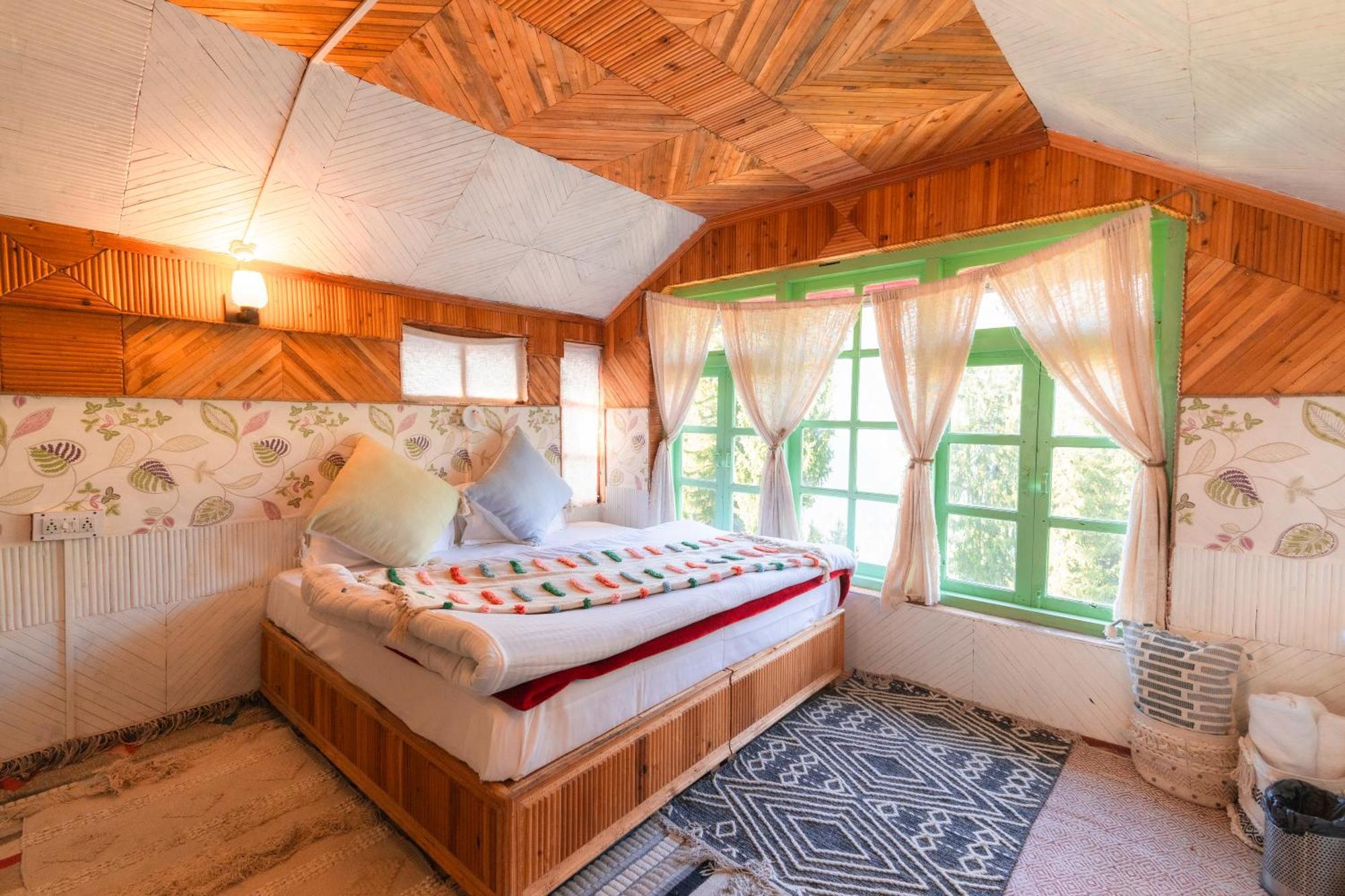 Firgun Chapter Shoja Hostel Εξωτερικό φωτογραφία
