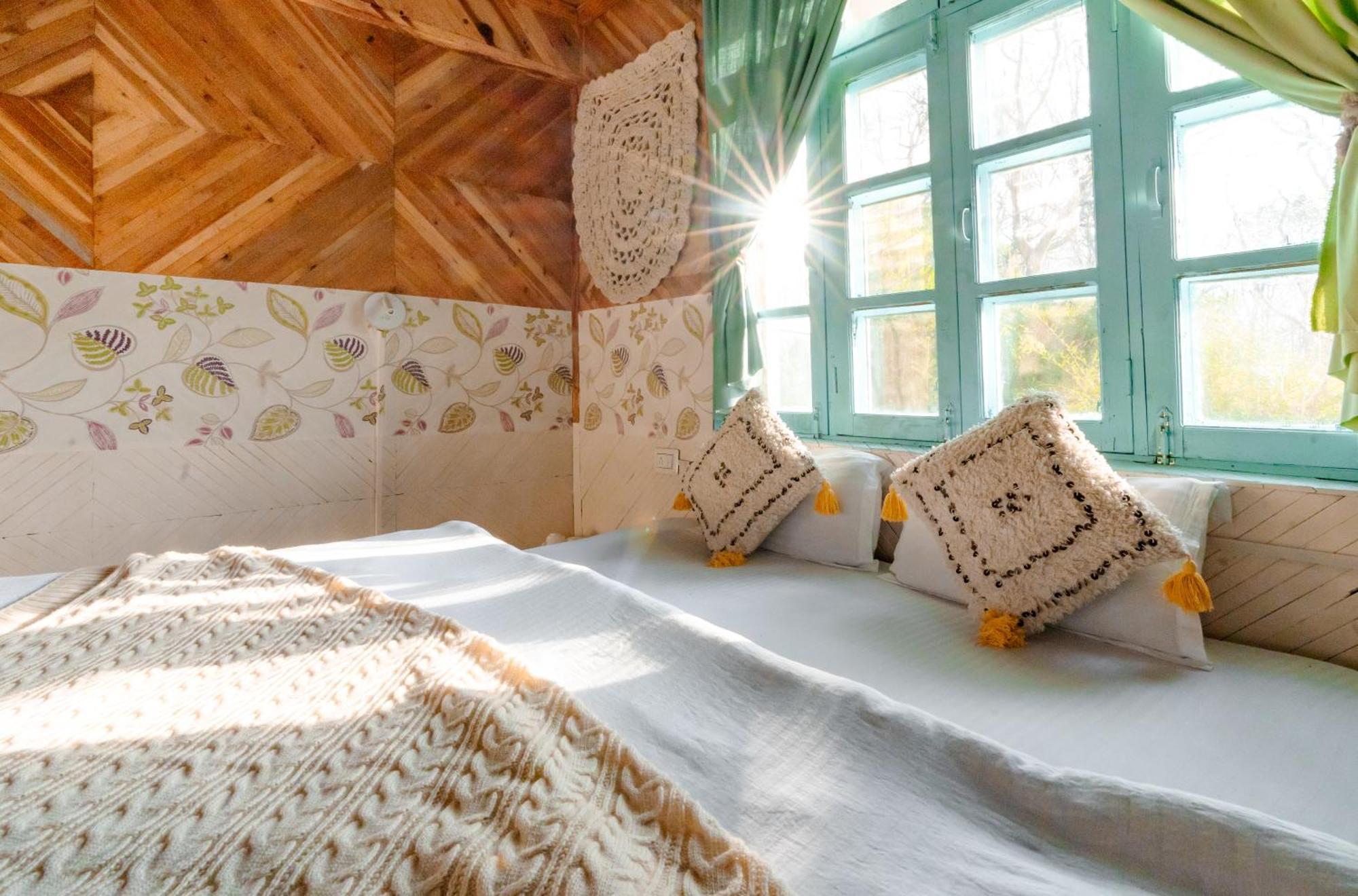 Firgun Chapter Shoja Hostel Εξωτερικό φωτογραφία