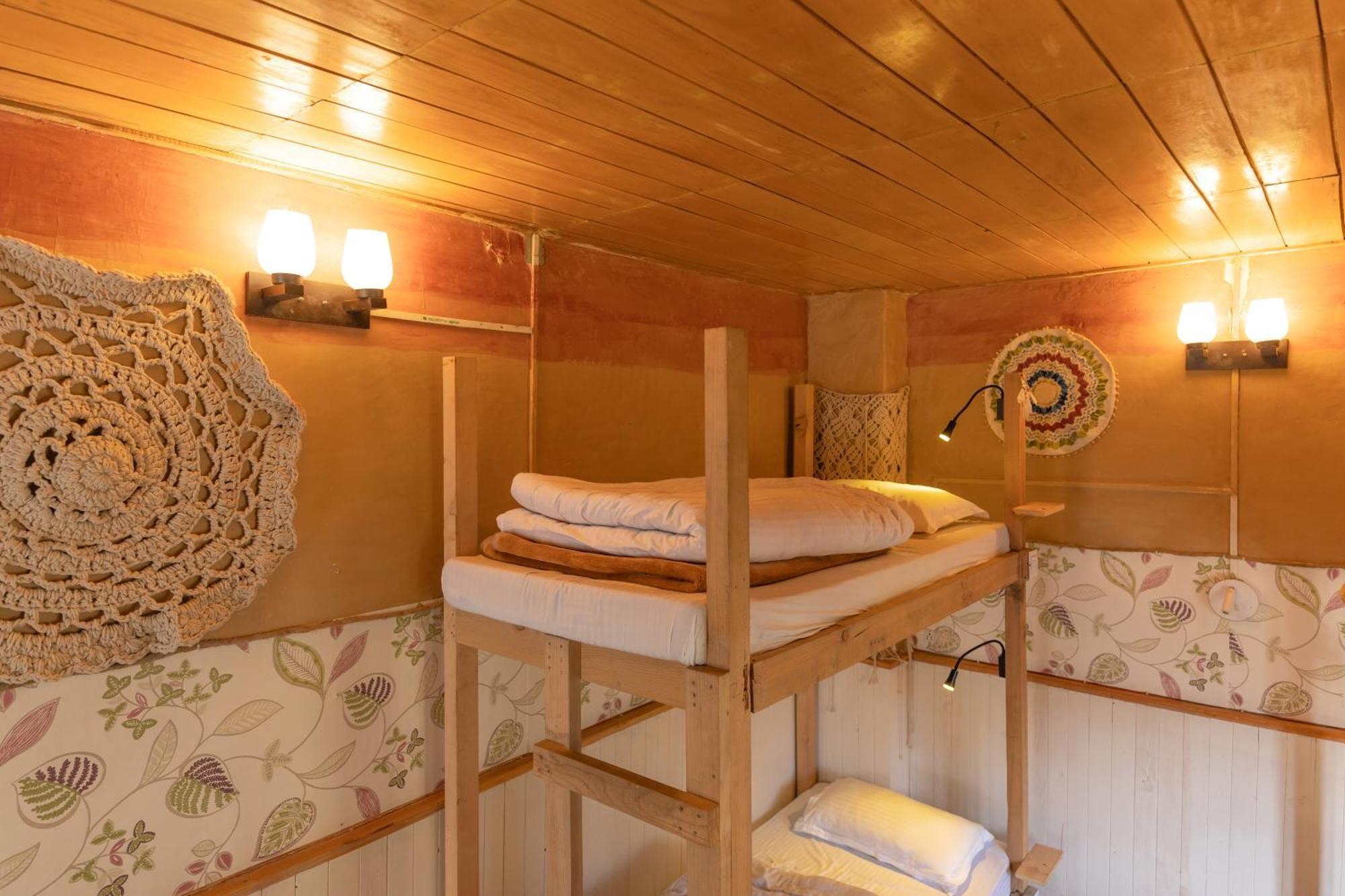 Firgun Chapter Shoja Hostel Εξωτερικό φωτογραφία
