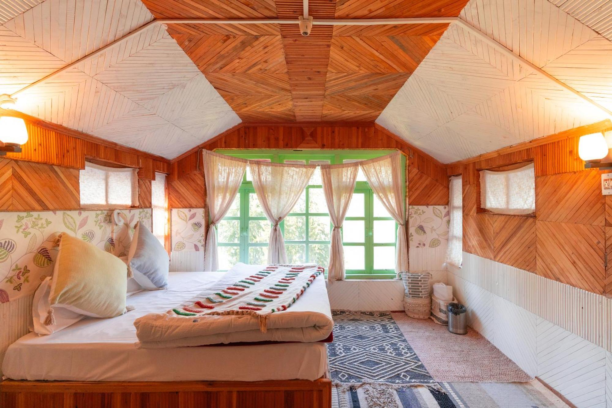 Firgun Chapter Shoja Hostel Εξωτερικό φωτογραφία