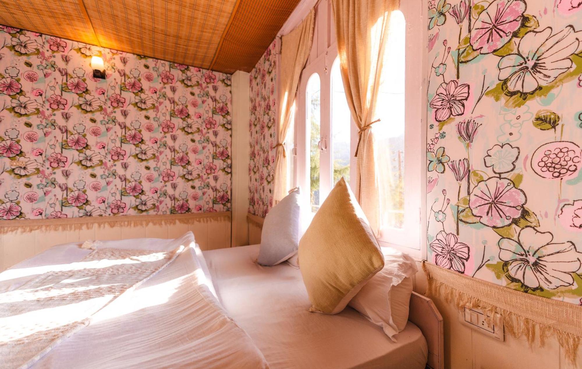 Firgun Chapter Shoja Hostel Εξωτερικό φωτογραφία