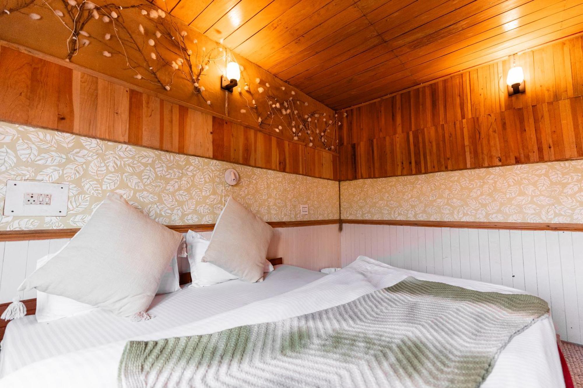 Firgun Chapter Shoja Hostel Εξωτερικό φωτογραφία