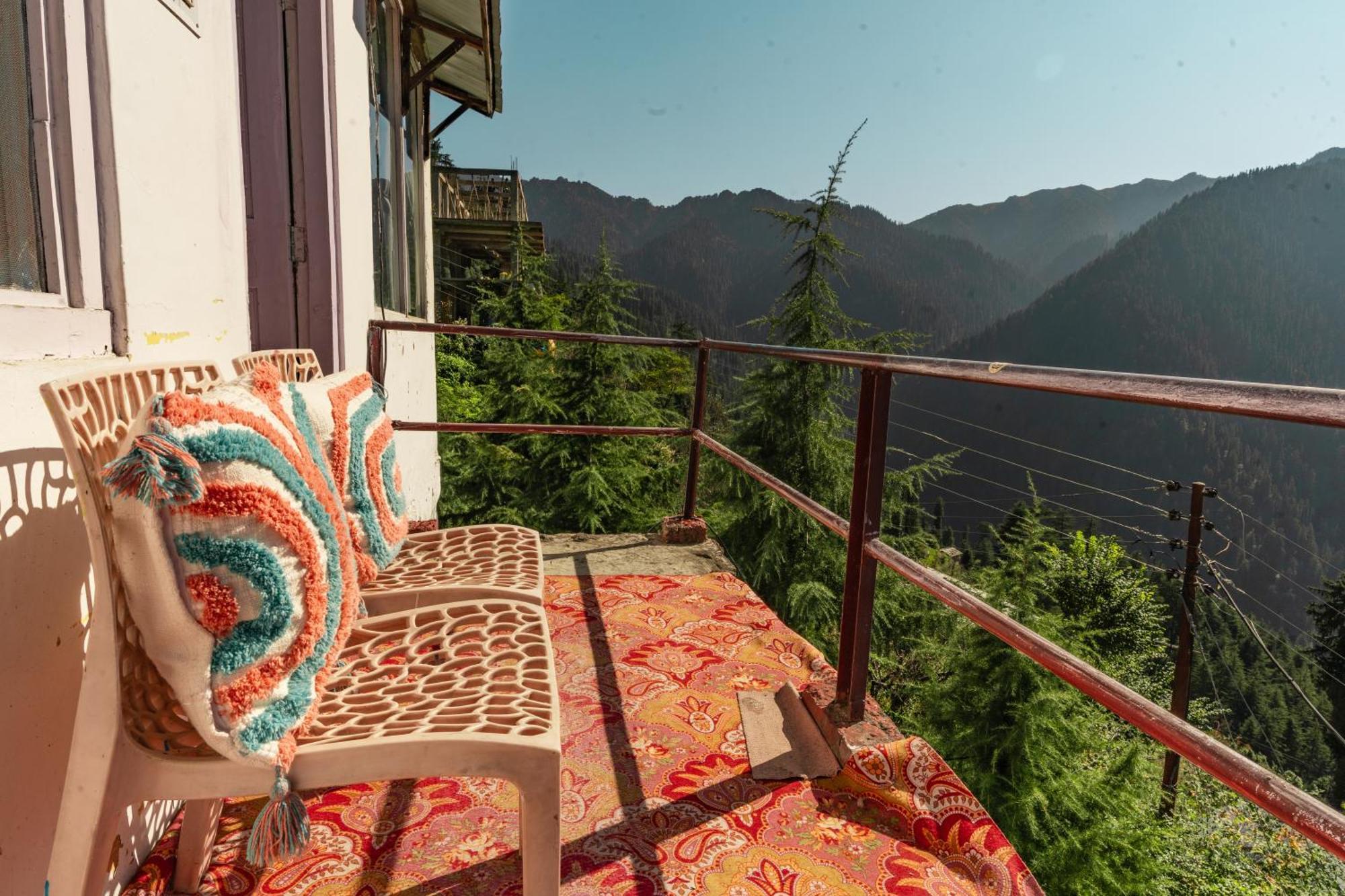 Firgun Chapter Shoja Hostel Εξωτερικό φωτογραφία